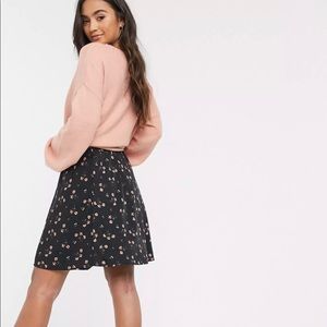 Hollister XS High Rise Floral Mini Skirt